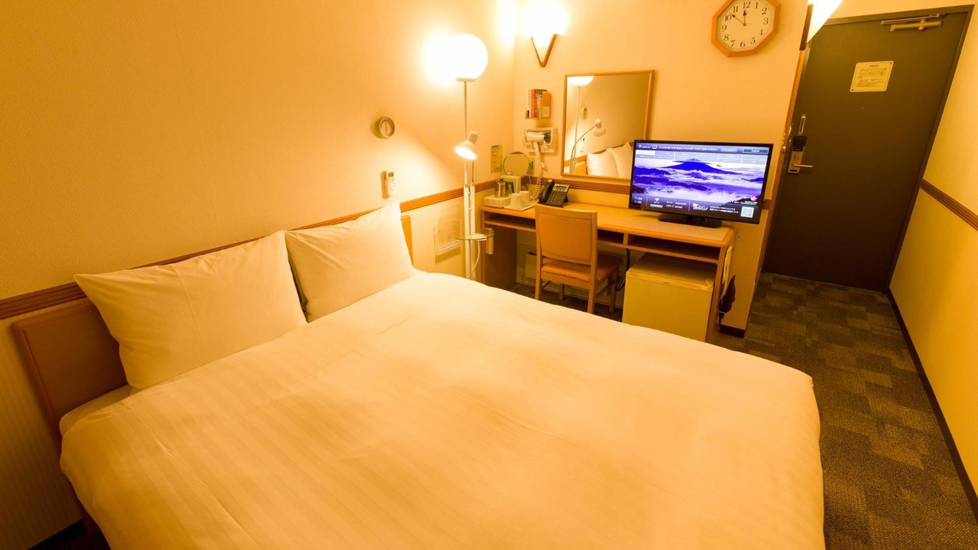 Toyoko Inn Tsushima Izuhara Habitación foto